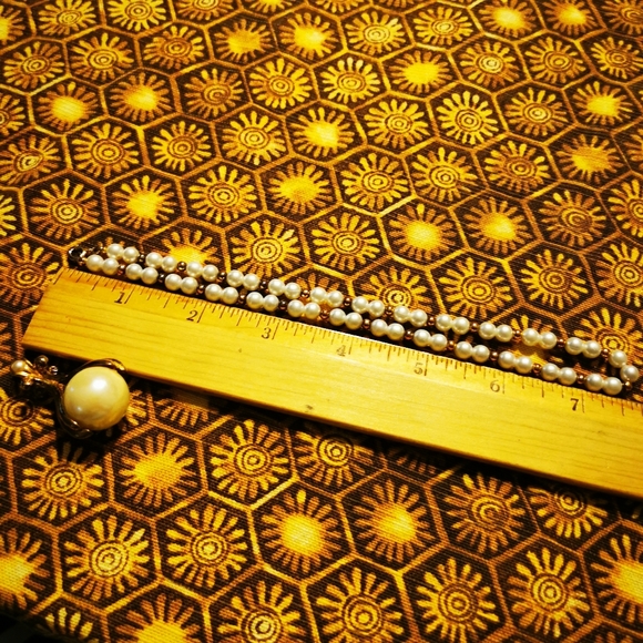 Vintage Faux Pearl and Gold Tone Necklace with Pearl Enhancer Pendant - Picture 7 of 15